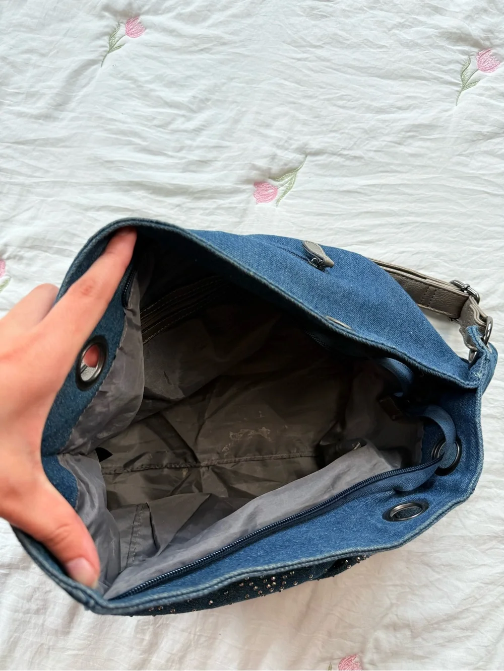 Jean Denim Y2K Vintage Star Rhinestone Studded Metallic Shoulder Bag